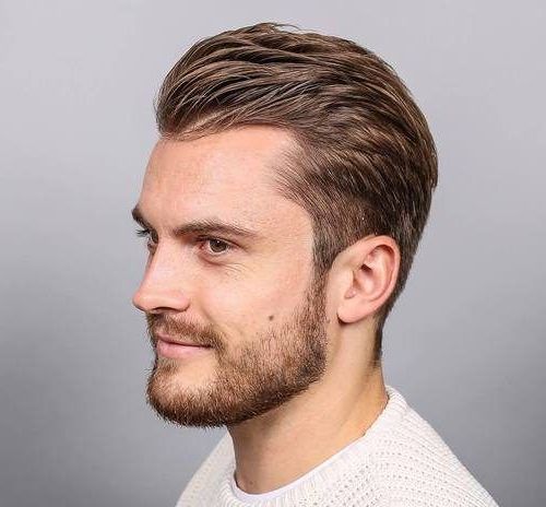 Мужские прически с зачесом назад (60+ фото): ТОП-7 стрижек для укладки волос назад в 2022 году на короткие и длинные волосы, с выбритыми висками, классика34