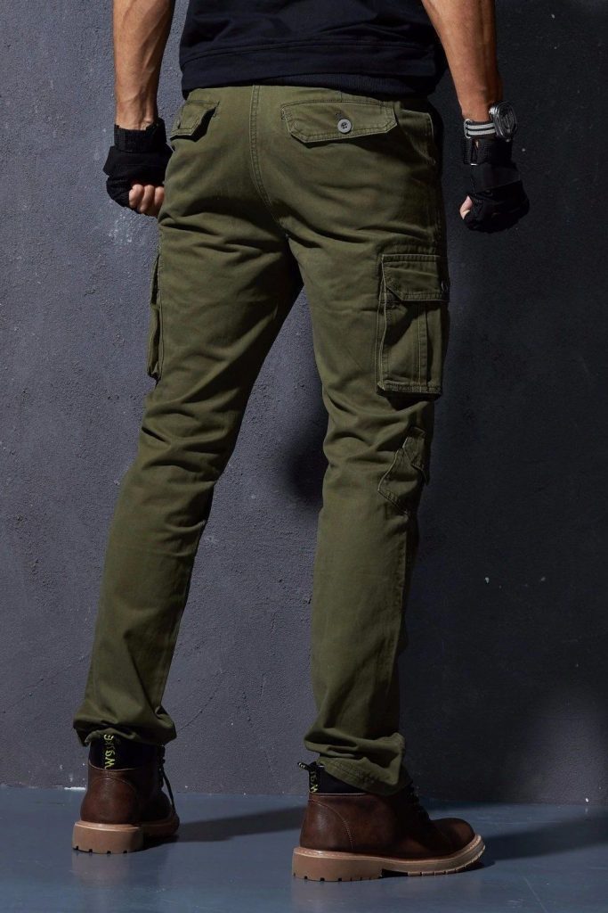 Базовый гардероб в стиле милитари для мужчин