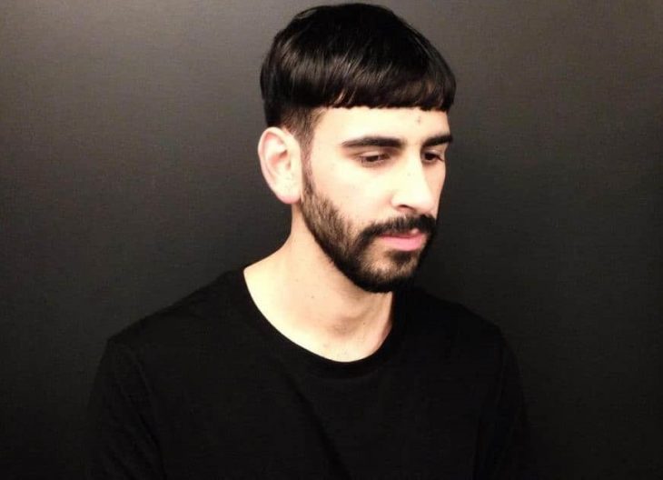 Мужская стрижка Горшок 2022 (50+ фото): прическа с резким переходом и выбритыми висками, как стричь на короткие и длинные волосы, стильные идеи4