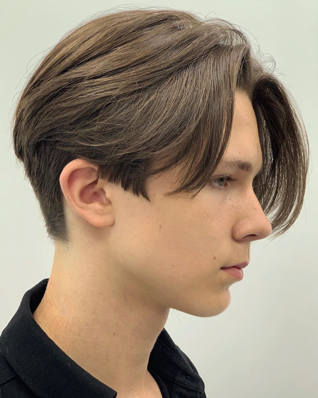 Мужская стрижка Горшок 2022 (50+ фото): прическа с резким переходом и выбритыми висками, как стричь на короткие и длинные волосы, стильные идеи57