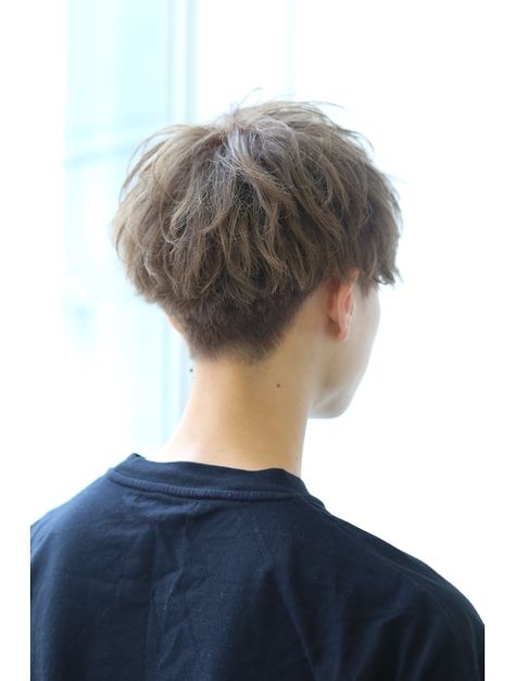 Мужская стрижка Горшок 2022 (50+ фото): прическа с резким переходом и выбритыми висками, как стричь на короткие и длинные волосы, стильные идеи62